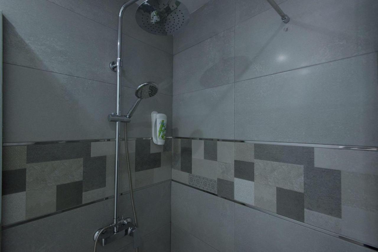 Locksmith Apartment - Park Option Seville Ngoại thất bức ảnh
