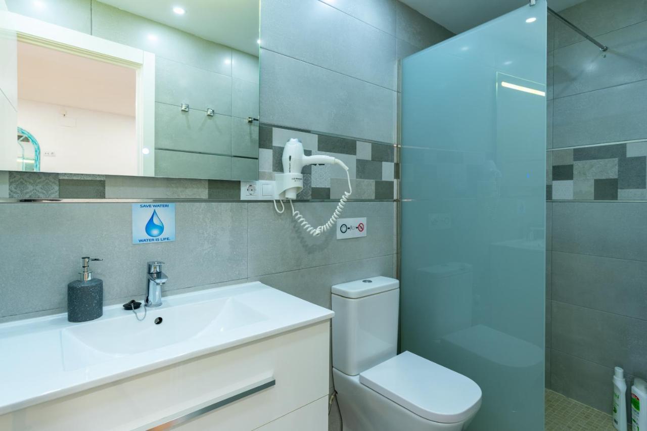 Locksmith Apartment - Park Option Seville Ngoại thất bức ảnh