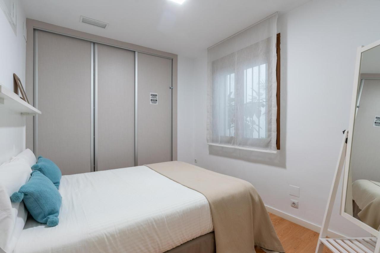Locksmith Apartment - Park Option Seville Ngoại thất bức ảnh