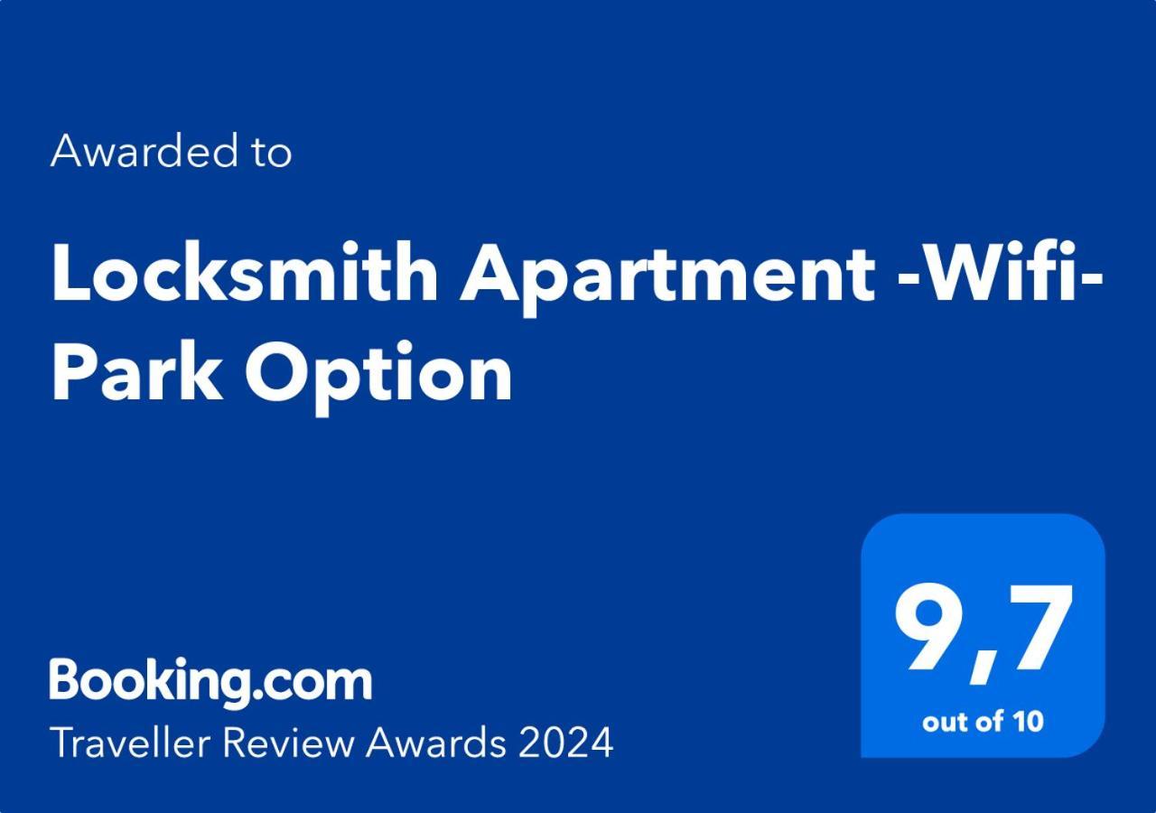 Locksmith Apartment - Park Option Seville Ngoại thất bức ảnh